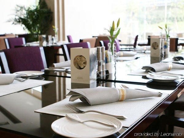 Chateau Starriver Guangzhou Peninsula Restaurante foto